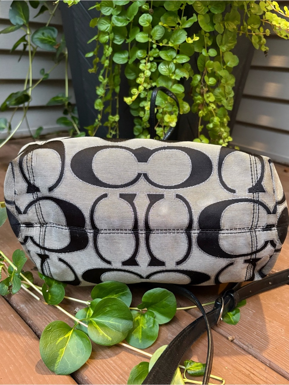 Vintage Coach Poppy Signature C Bucket Bag Purse Women Black Silver - Picture 5 of 6